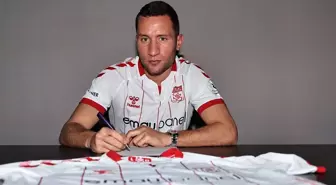 Net Global Sivasspor, Sırp Futbolcu Veljko Simic'i Kadrosuna Kattı