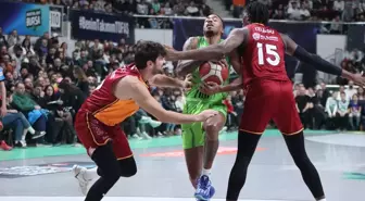 TOFAŞ, Galatasaray'ı 88-83 Yenerek Önemli Bir Galibiyet Aldı