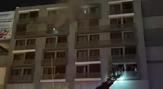 Pamukkale'de 7 Katlı Apartmanda Yangın: Mahsur Kalanlar Kurtarılıyor