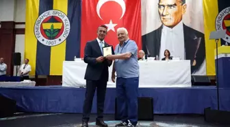 Fenerbahçe'nin Eski Milli Futbolcusu Ogün Altıparmak Hayatını Kaybetti