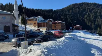 Kulakkaya Yaylası Yarıyıl Tatilinde Turist Akınına Uğradı