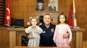 Minik Öğrencilerden Emniyet Müdürüne Ziyaret