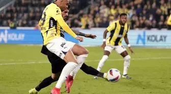Fenerbahçe, Çaykur Rizespor'a Karşı İlk Yarıyı 2-1 Geride Tamamladı