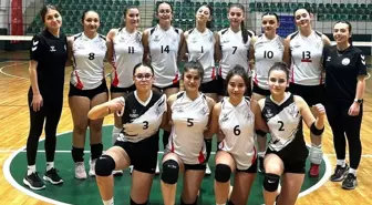 Körfez Gençlerbirliği SK Yıldız Kız Voleybol Takımı İkinci Galibiyetini Aldı