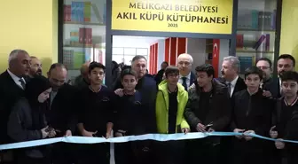 Melikgazi Belediyesi'nden Akıl Küpü Kütüphanesi Açılışı