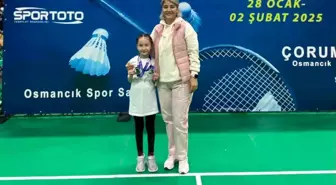 Bilecikli Zeynep Ada Badminton Şampiyonasında Türkiye 2'ncisi Oldu