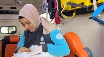 Ambulansta Doğum Yapan Anne, Bebeğine UMKE Görevlisinin Adını Verdi