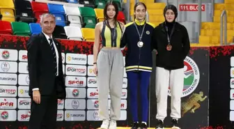 İstanbul'da U18 Türkiye Salon Atletizm Şampiyonası Sona Erdi