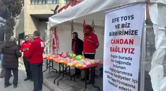 Van'da Kan Bağışında Bulunanlara Oyuncak Hediye Edildi