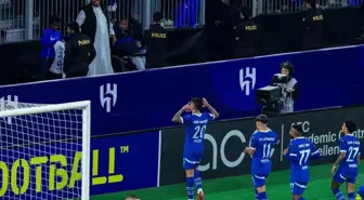 Al Hilal, İsmail Kartal'ın Takımına Karşı 4-1 Galip Geldi