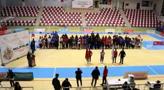 Muş'ta Badminton Gençler Grup Müsabakaları Başladı