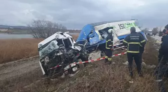 Bafra'da Tır Kazası: 1 Ölü, 2 Yaralı