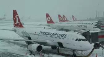 İstanbul'da kar yağışı alarmı! THY seferleri iptal edildi