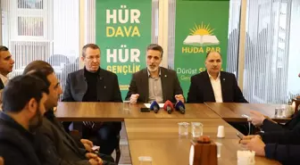 HÜDA PAR Genel Başkan Yardımcısı Emiroğlu, Bingöl'de Basın Toplantısı Düzenledi