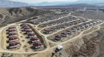 Malatya'da Depremzedeler İçin Kalıcı Konut İnşaatı Hızla İlerliyor