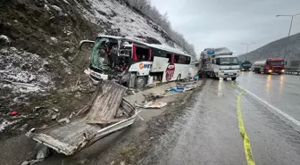 Samsun'da Yolcu Otobüsü Kamyona Çarptı: 1 Ölü, 21 Yaralı