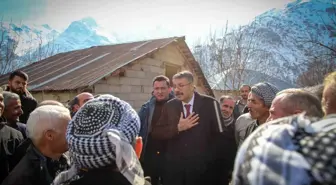 Vali Ali Çelik, Hakkari'de Vatandaşlarla Buluştu