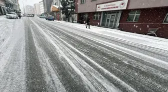 Ardahan-Şavşat ve Damal-Posof yollarında ağır tonajlı araç geçişi yasaklandı