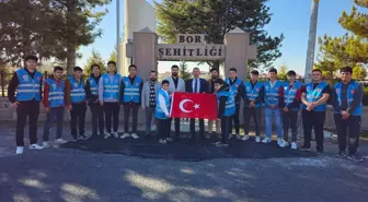 Niğde'de öğrenciler şehitlik ziyareti yaptı