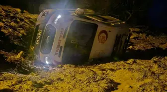 Tokat'ta Devrilen Ambulansın Sürücüsü Yaralandı