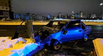 Kayseri'de Trafik Kazası: 3 Yaralı