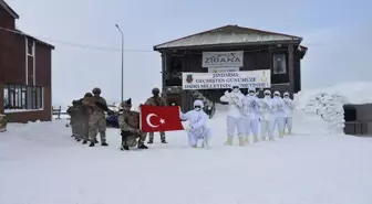 Zigana Dağı'nda Üniversite Öğrencilerine Çığ Eğitimi Verildi