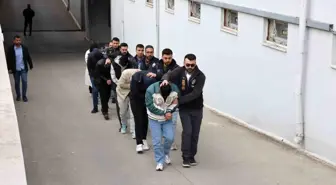 Adana'da Yasadışı Bahis Şebekesi Çökertildi