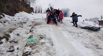 Yığılca Belediye Başkanı Çocuklarla Kar Eğlencesi Yaşadı