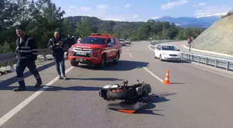 Antalya'da Trafik Kazasında Polis Memuru Hayatını Kaybetti