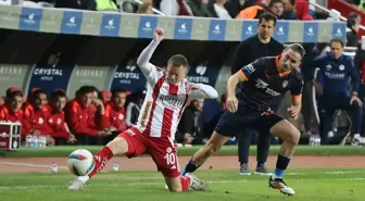 Onvo Antalyaspor - RAMS Başakşehir Maçı 0-0 Eşitlikle Sona Erdi