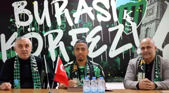 Kocaelispor, Rigoberto Rivas ile 2,5 Yıllık Sözleşme İmzaladı