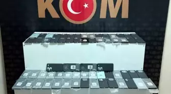 Van'da 1,5 Milyon TL Değerinde Kaçak Cep Telefondan Operasyon