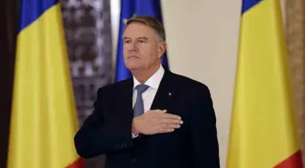 Romanya Cumhurbaşkanı Klaus Iohannis İstifa Etti