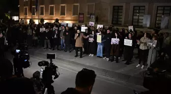 Arnavutluk'ta Yolsuzluk İddiaları Nedeniyle Protesto