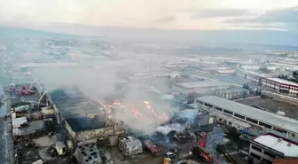 Afyonkarahisar'daki Fabrika Yangını 13 Saat Sonra Kontrol Altına Alındı