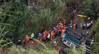 Guatemala'da yolcu otobüsü faciası: 51 kişi hayatını kaybetti