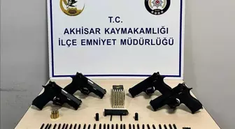 Akhisar'da Silah Kaçakçılığı Operasyonunda 2 Şüpheli Tutuklandı