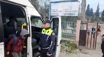 Mersin'de Okul Servis Araçlarına Sıkı Denetim