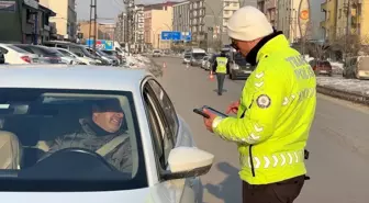 Yüksekova'da Emniyet Kemeri Denetimi Yapıldı