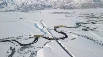 Munzur Vadisi Milli Parkı Kış Beyazına Büründü