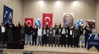 Anahtar Parti Selendi İlçe Başkanlığı'nın Genel Kurulunda Kenan Filiz Güven Tazeledi