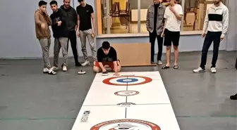 Düzce'de Öğrenciler Floor Curling ile Yeni Döneme Merhaba Dedi