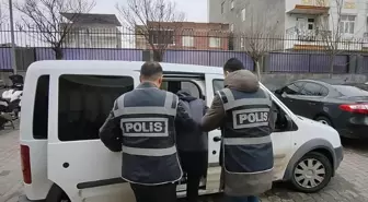 Kadın Kılığında Hırsızlık Yapan Şüpheli Gözaltında