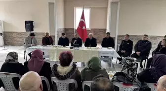 Edirne Valisi Sezer, Muhtarlarla Toplantı Düzenledi