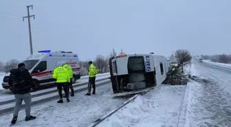 Nevşehir'de Yolcu Minibüsü Devrildi, 6 Yaralı