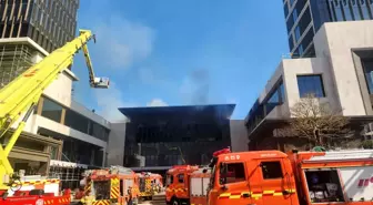 Busan'daki Otel İnşaatında Yangın: 6 İşçi Hayatını Kaybetti