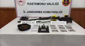 Kastamonu'da Uyuşturucu ve Kaçak İçki Operasyonları: 2 Gözaltı, 1 Tutuklama