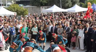 Muğla Valisi Badem Çiçeği Festivali'nin İkinci Gününde Etkinliklere Katıldı