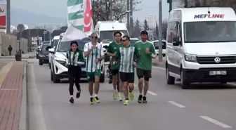 Bursaspor Taraftarları 'Sevgiliye Koşuyoruz' Etkinliği Düzenledi