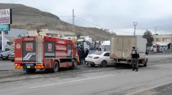 Cizre'de Otomobil ve Kamyonet Çarpıştı: 5 Yaralı